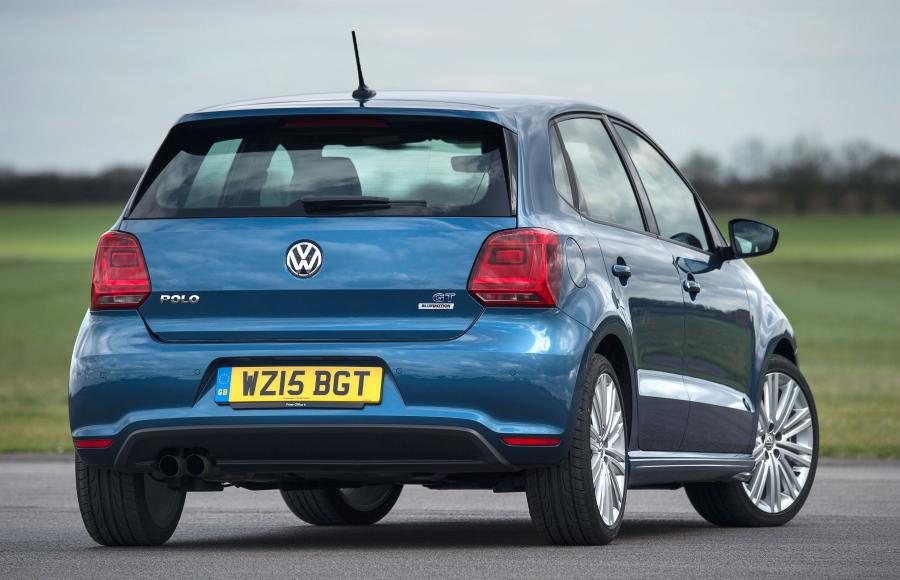  Volkswagen Polo BlueGT 5-Door 2014 года  (UK) (фото 14 из 20)